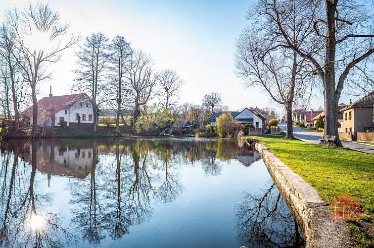 Pozemek, 1701 m2, Zámrsk