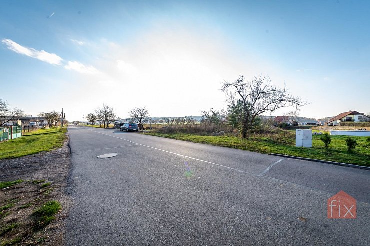 Pozemek, 1701 m2, Zámrsk