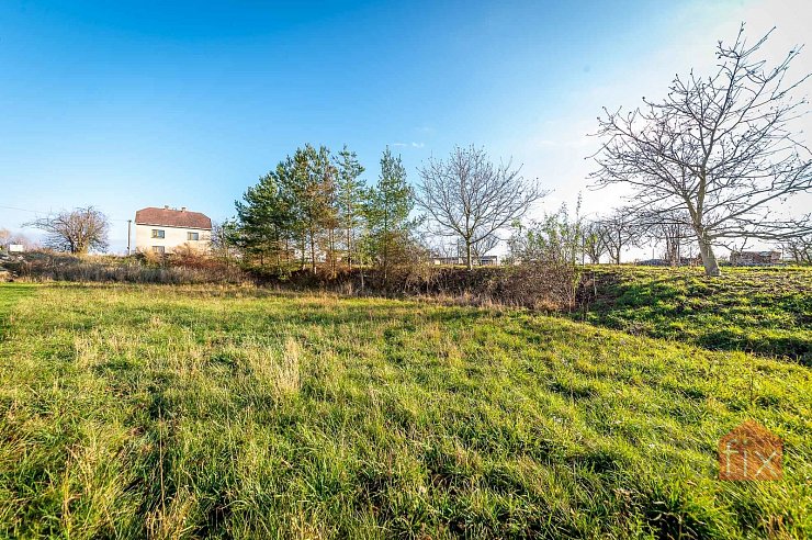 Pozemek, 1701 m2, Zámrsk