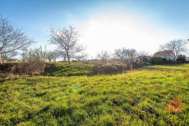 Pozemek, 1701 m2, Zámrsk