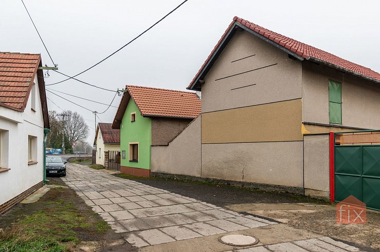 Dům 260 m2, pozemek 435 m2, V Chaloupkách, Neumětely - Neumětely