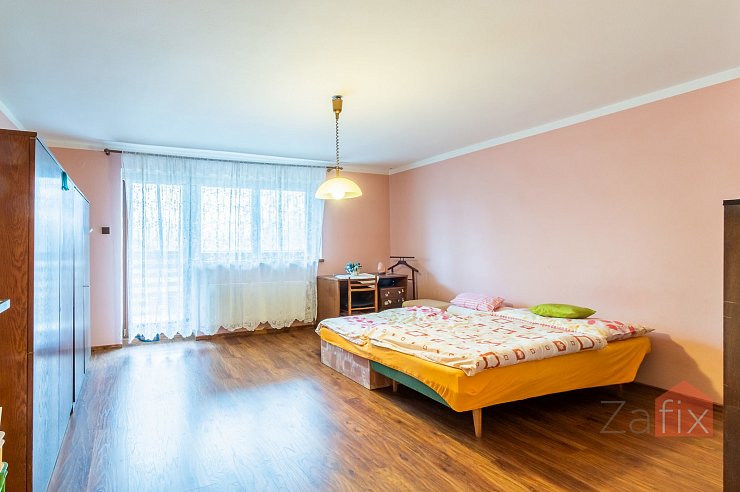 Dům 260 m2, pozemek 435 m2, V Chaloupkách, Neumětely - Neumětely
