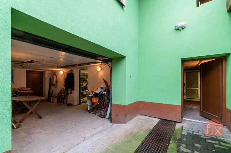 Dům 260 m2, pozemek 435 m2, V Chaloupkách, Neumětely - Neumětely