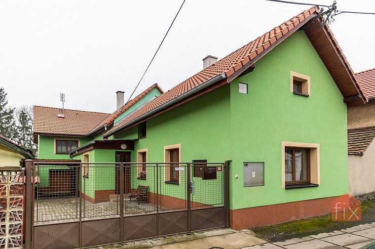 Dům 260 m2, pozemek 435 m2, V Chaloupkách, Neumětely - Neumětely