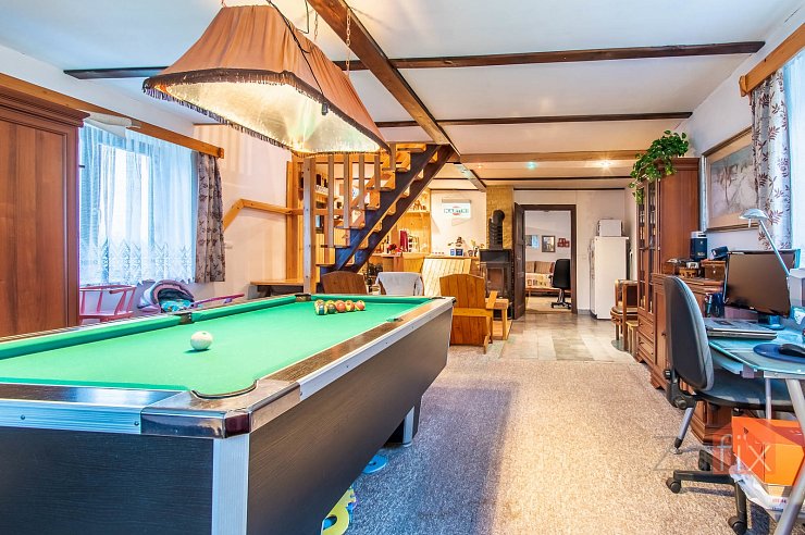 Dům 240 m2, pozemek 694 m2, Třebihošť - Horní Dehtov