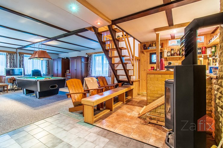 Dům 240 m2, pozemek 694 m2, Třebihošť - Horní Dehtov