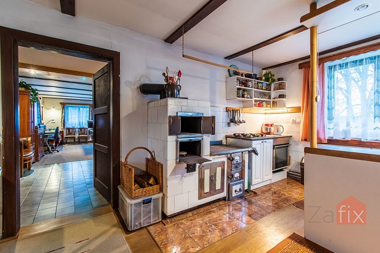 Dům 240 m2, pozemek 694 m2, Třebihošť - Horní Dehtov