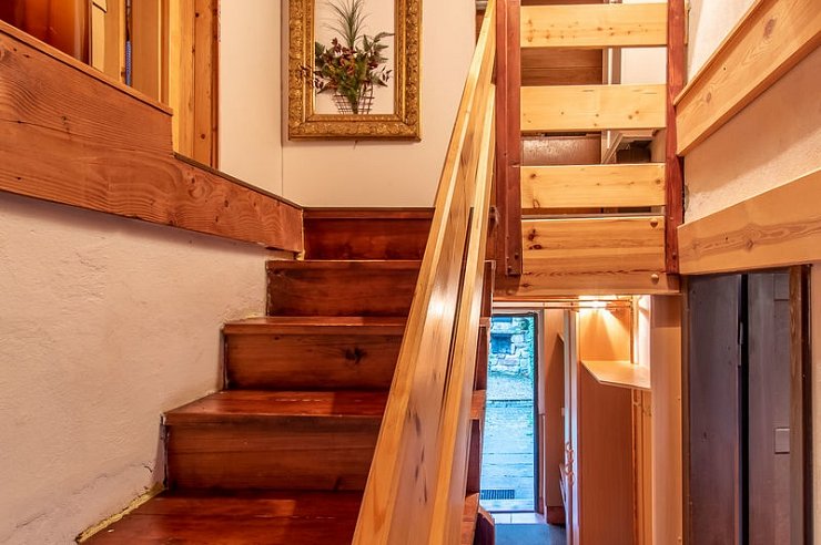 Dům 240 m2, pozemek 694 m2, Třebihošť - Horní Dehtov