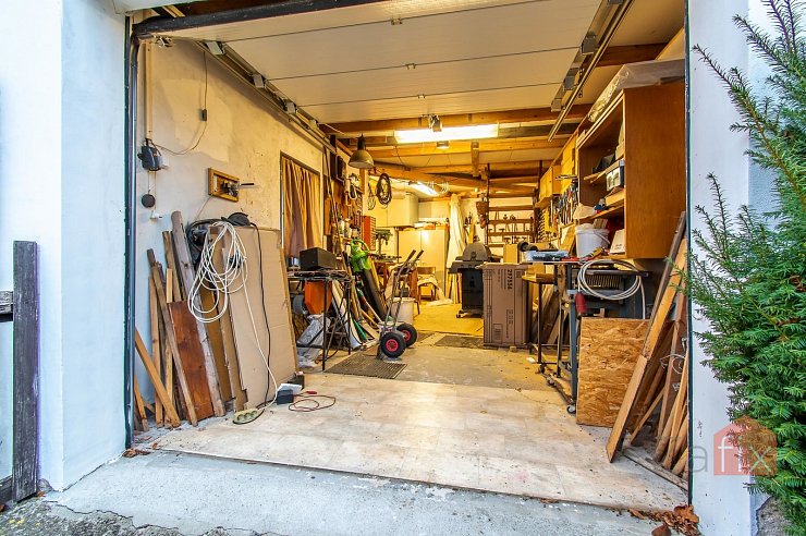 Dům 240 m2, pozemek 694 m2, Třebihošť - Horní Dehtov