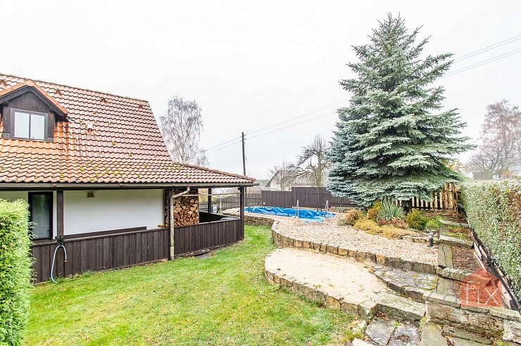 Dům 240 m2, pozemek 694 m2, Třebihošť - Horní Dehtov