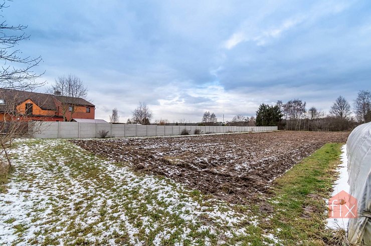 Pozemek, 2196 m2, Živanice