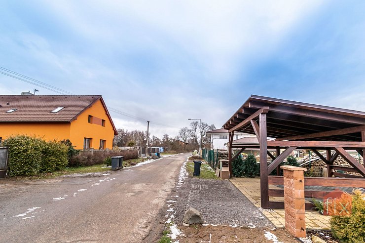 Pozemek, 2196 m2, Živanice