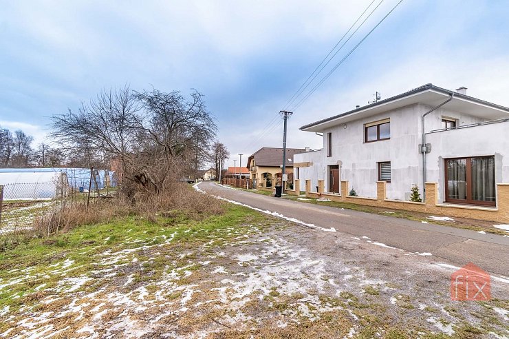 Pozemek, 2196 m2, Živanice