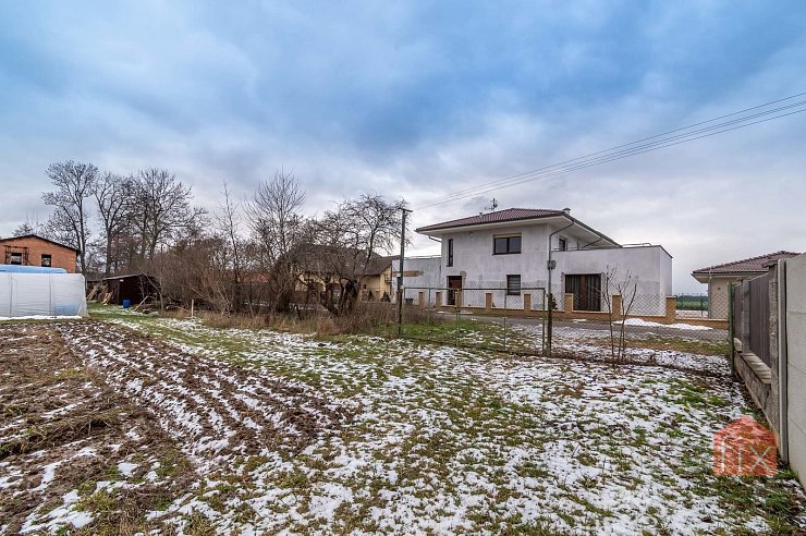 Pozemek, 2196 m2, Živanice