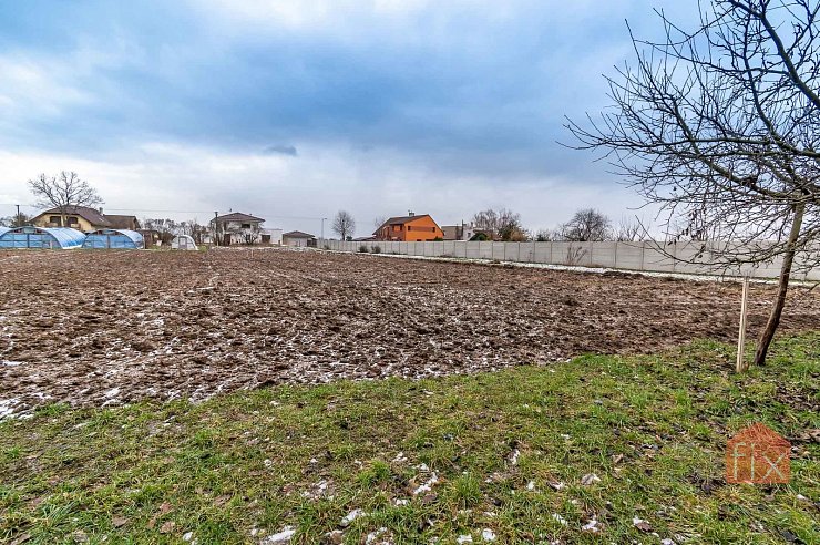 Pozemek, 2196 m2, Živanice