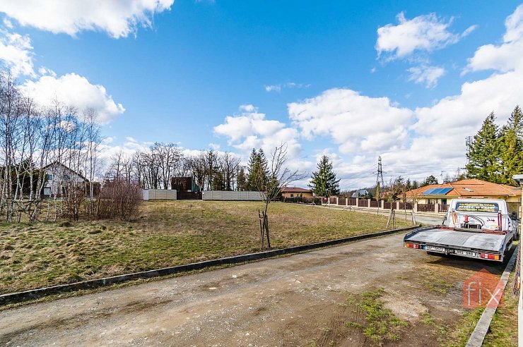 Pozemek, 1010 m2, Březová-Oleško