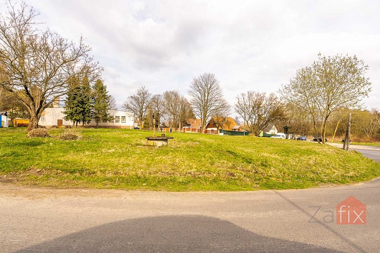 Pozemek, 1485 m2, Tři Sekery